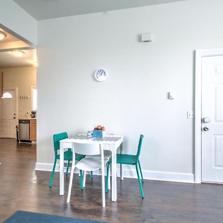 시애틀 Hosteeva Capitol Hill 2Br Apt - 7 Walking Distance To Dining 아파트 외부 사진